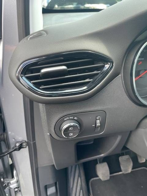 Fahrzeugabbildung Opel Crossland 1.2 Turbo Elegance Paket//SHZ LHZ PDC