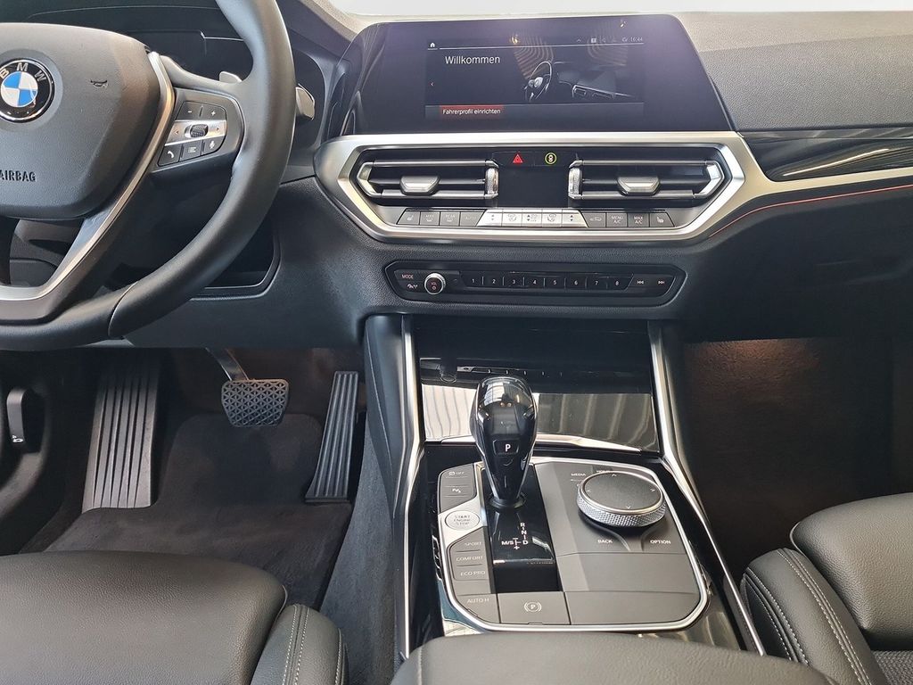 BMW 320 d Sport Line LED HiFi DAB Shz Komfortzg. uvm.