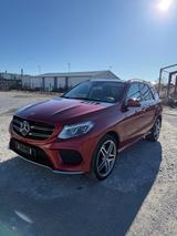 Mercedes-Benz GLE 500 4MATIC - - rote Mercedes-Benz GLE-Klasse