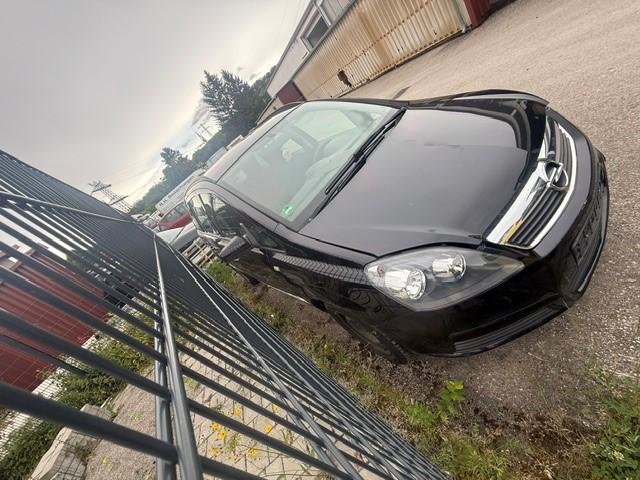 Opel Zafira B Edition 1.8/140PS 8Fach AHK