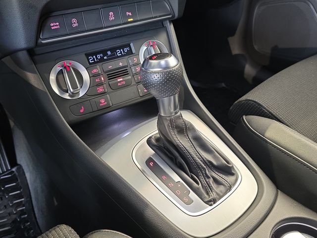 Q3 2.0 TDI S tronic quattro*AHK*S-LINE*