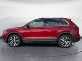 Volkswagen Tiguan 2.0 TDI 4M DSG NAVI/PANO/AHK/APP+++ - mit Diesel-Antrieb: Rot, Schiebedach, Geländewagen