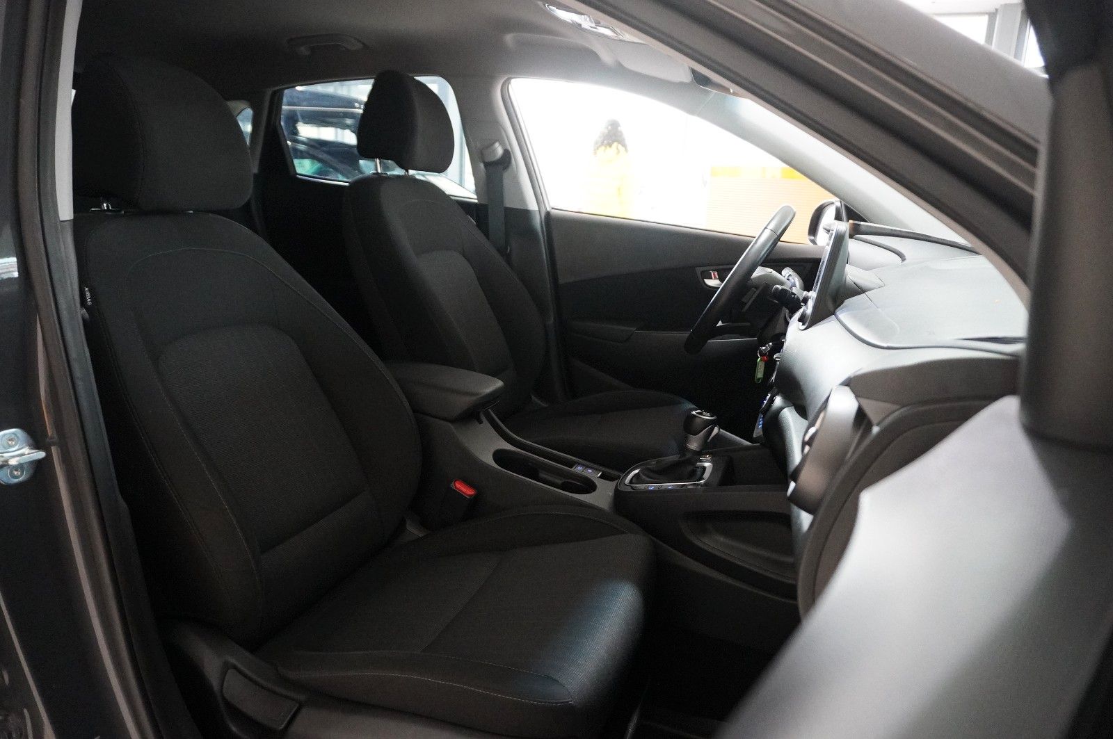 Fahrzeugabbildung Hyundai Kona 1.0 T-GDI STYLE DCT NAVI/LED/KAMERA/VIRTU.