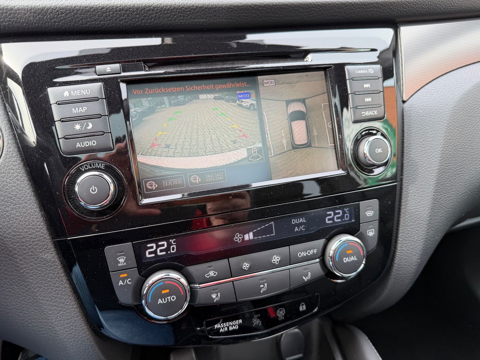 Fahrzeugabbildung Nissan Qashqai Tekna+ VOLLAUSSTATTUNG 19 ZOLL BOSE