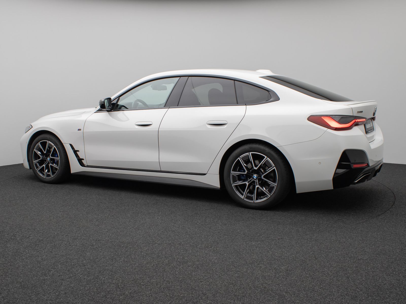 Fahrzeugabbildung BMW M440i xD Gran Coupè Kamera HUD DAB H/K ACC Alarm