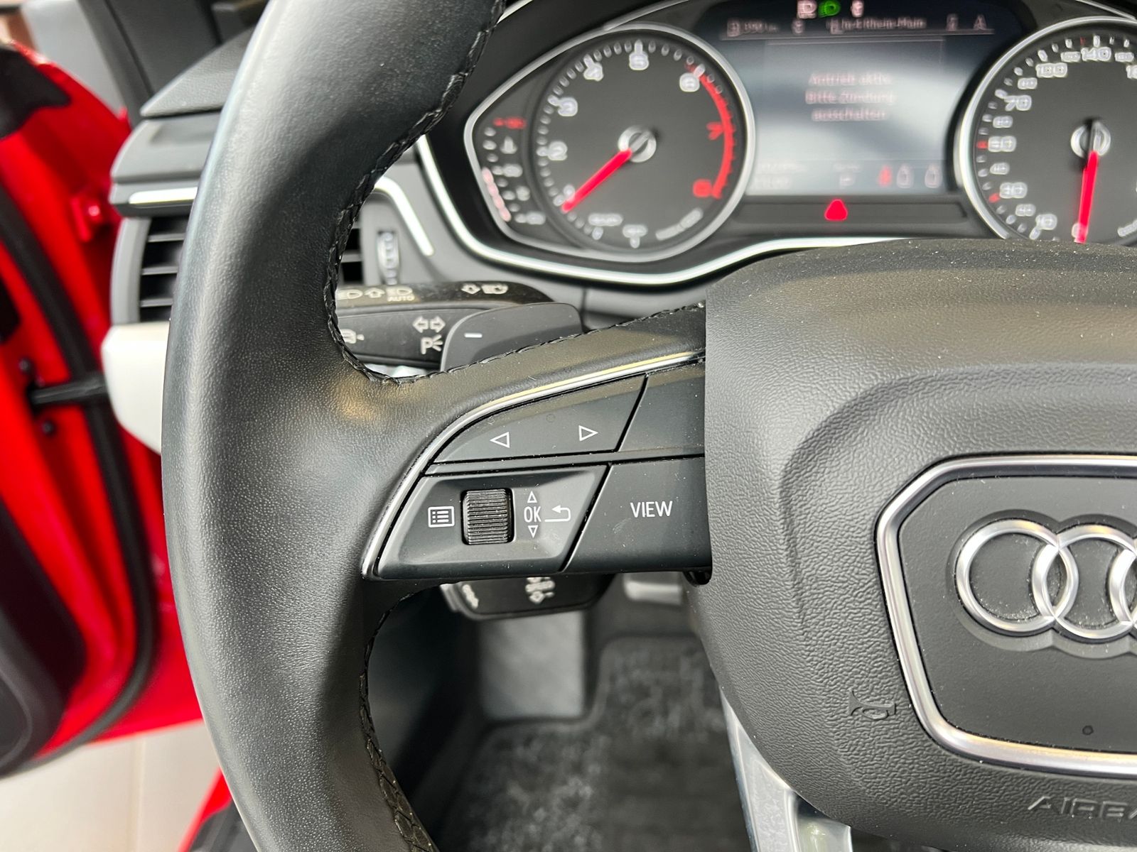 Fahrzeugabbildung Audi A5 Cabriolet 40 TFSI quattro HUD LED NAV RFK SHZ