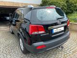 Kia Sorento 2.2 CRDi 4WD Attract Garagenfahrzeug 1.  - Kia Sorento von privat