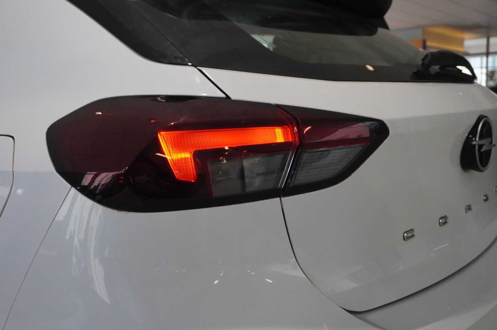 Fahrzeugabbildung Opel Corsa-e F FACELIFT 3-PHASIG NAVI/LED/DAB/11KW/SH