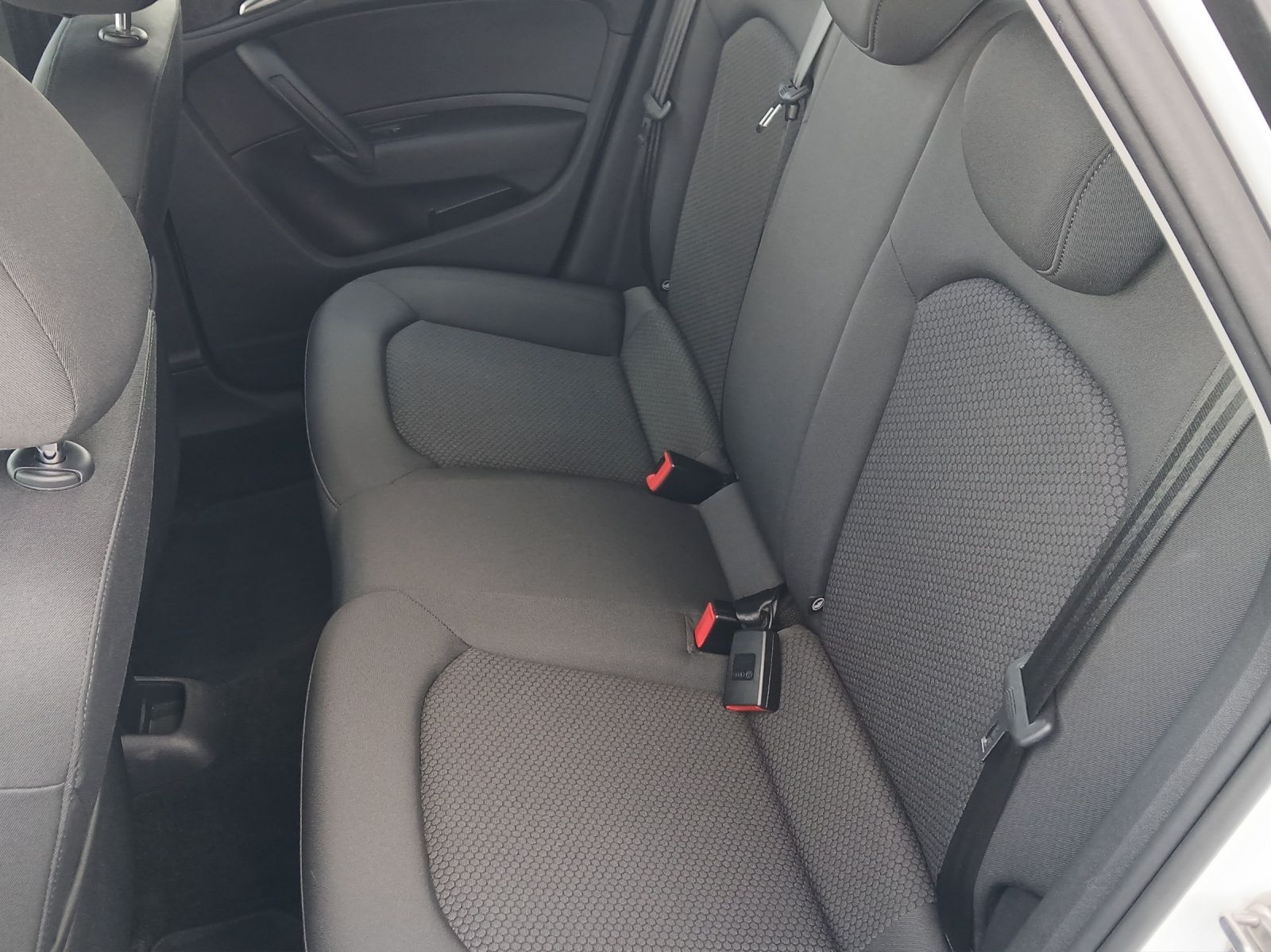 Fahrzeugabbildung Audi A1 Sportback TFSI basis GRA SH