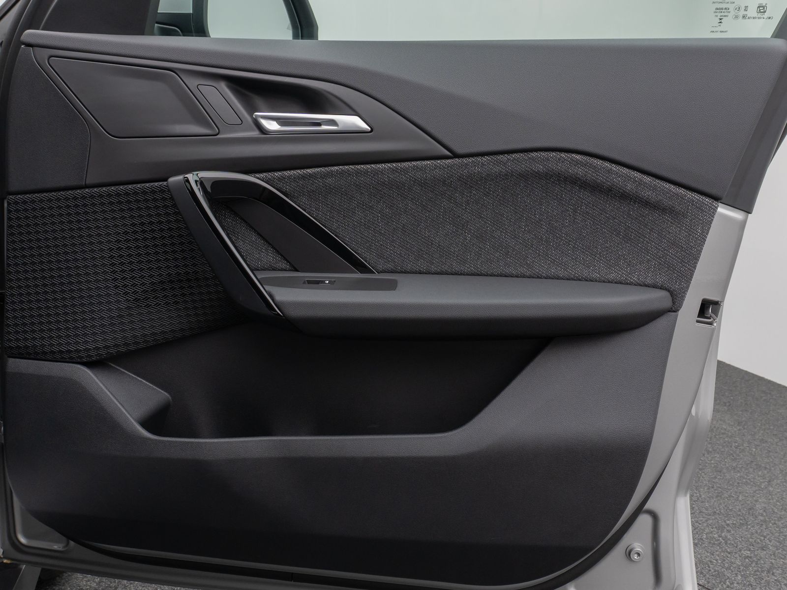 Fahrzeugabbildung BMW iX1 eD20 Kamera DAB Fernlichtassis Komfort Sport