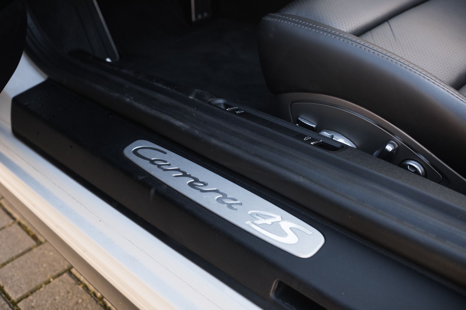 Fahrzeugabbildung Porsche 991/911 Carrera4S-BOSE-PDLS-PDK-Sportabg.-Appro.