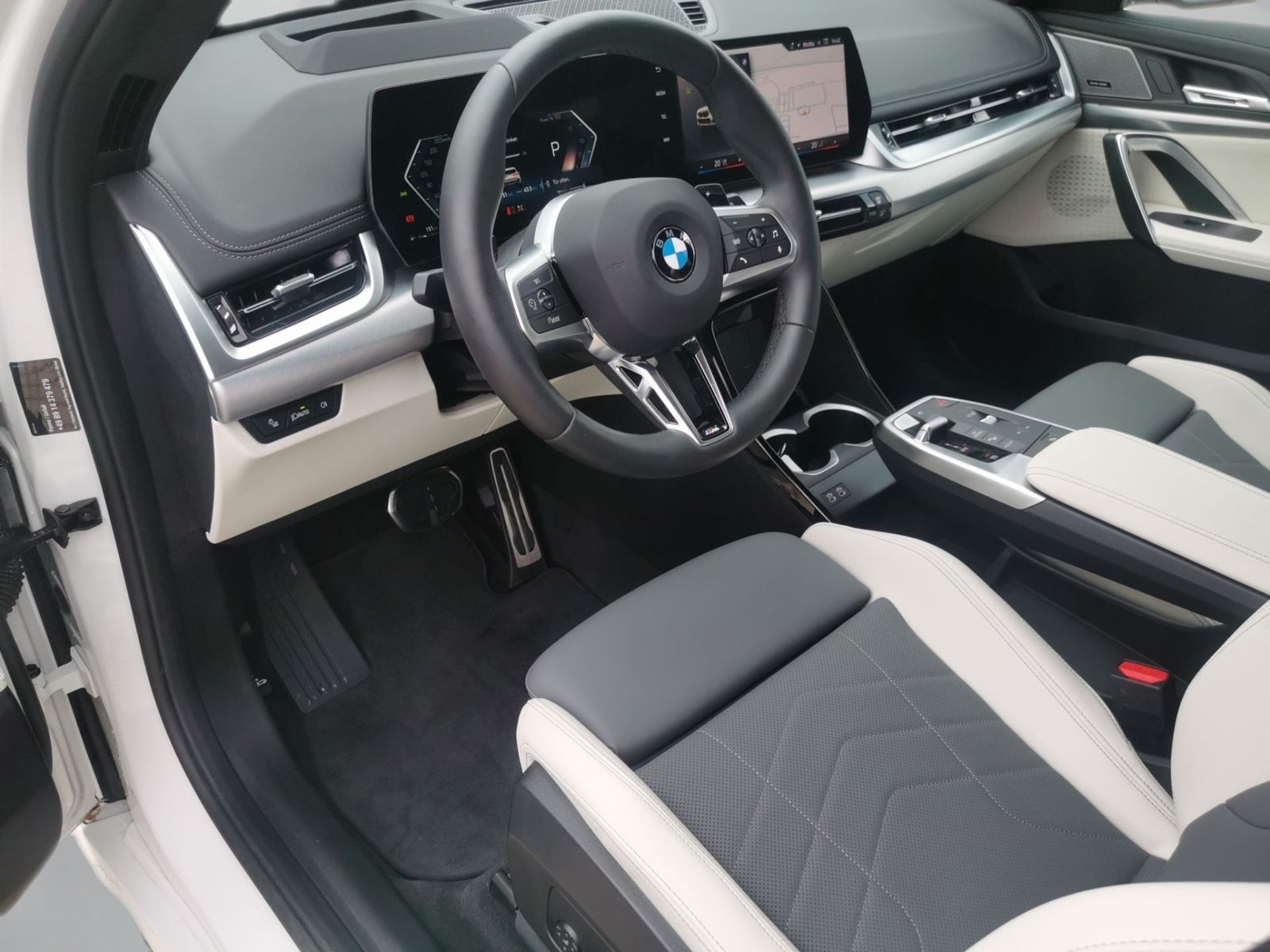 BMW X1 xDrive23d M SPORT AHK ACC 360° HeadUp Lenkhzg foto 5