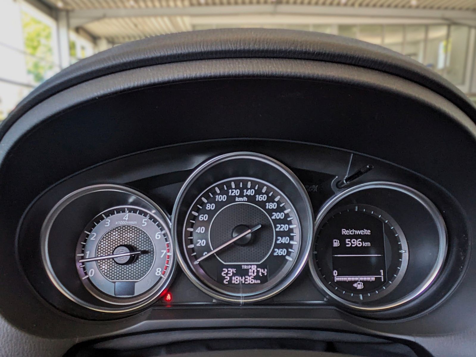 Fahrzeugabbildung Mazda 6 Kombi Center-Line KLIMAAUT SITZHEIZG NAVI 19''