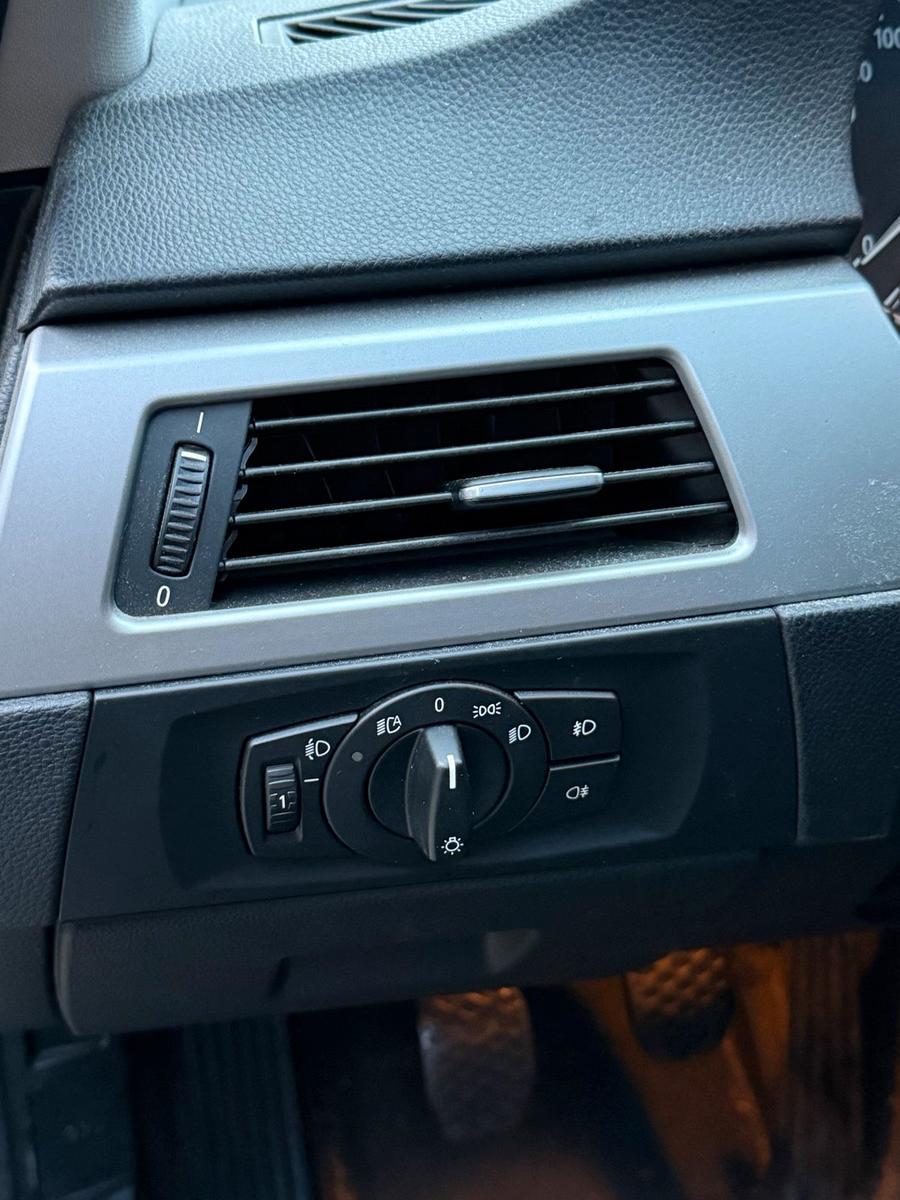 BMW 320 2007 — photo 10