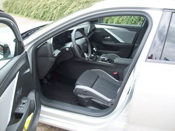 Bild 9 Opel Astra L Lim 1.2 Edition PDC+Kam SHZ LHZ Navi Pro