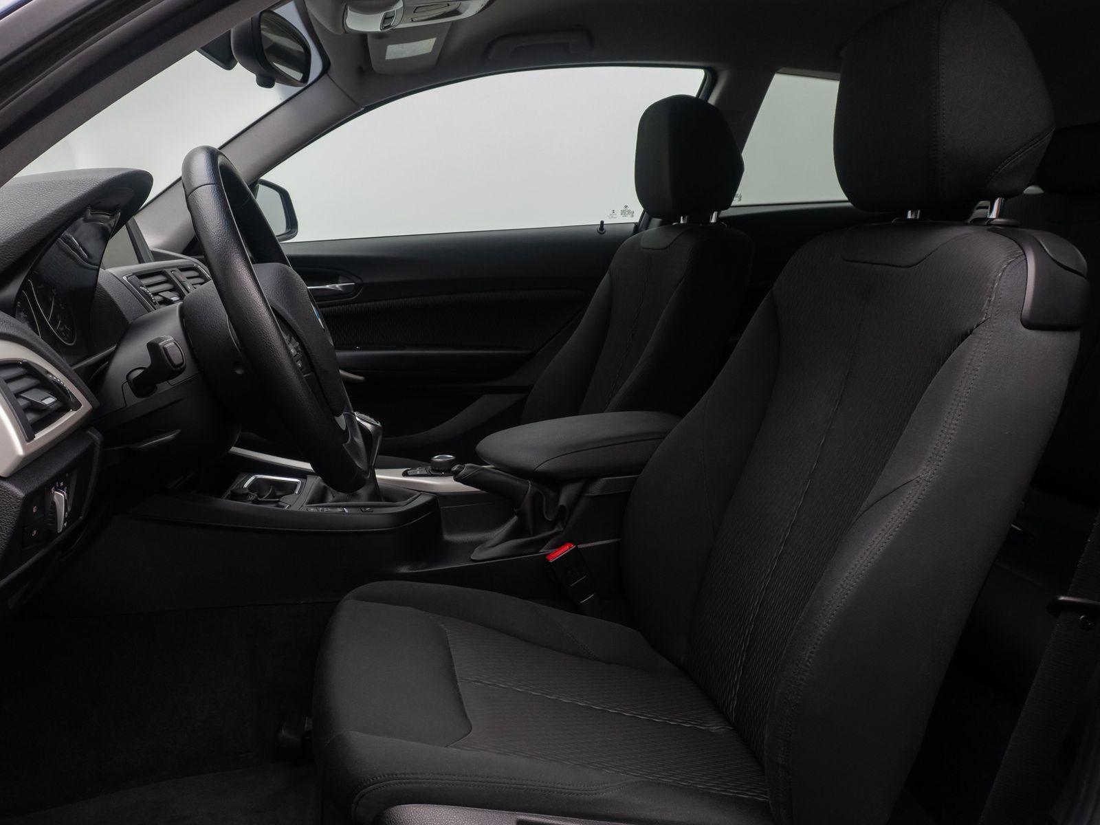 Fahrzeugabbildung BMW 116i Advantage Geschwindigreg PDC Sitzhzng Klima