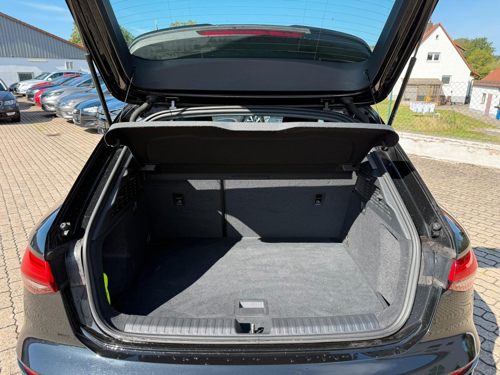 Audi A3 Spb. S line 30 TDI KAM KLIMA SHZ SMARTPHONE, миниатюра 15