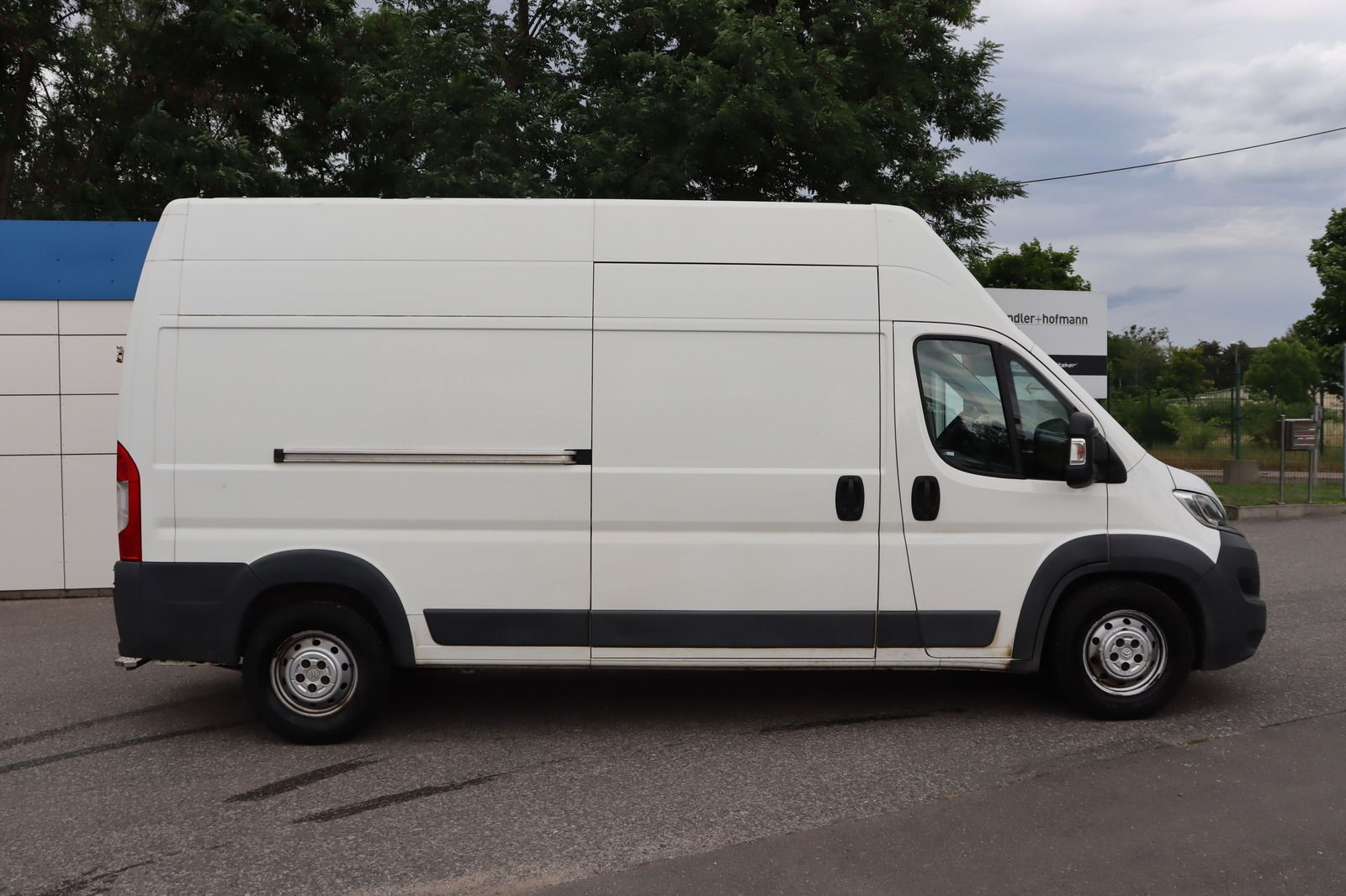 Fahrzeugabbildung Citroën Jumper 35 L3H3 Profi Heavy Hoch LANG Maxi