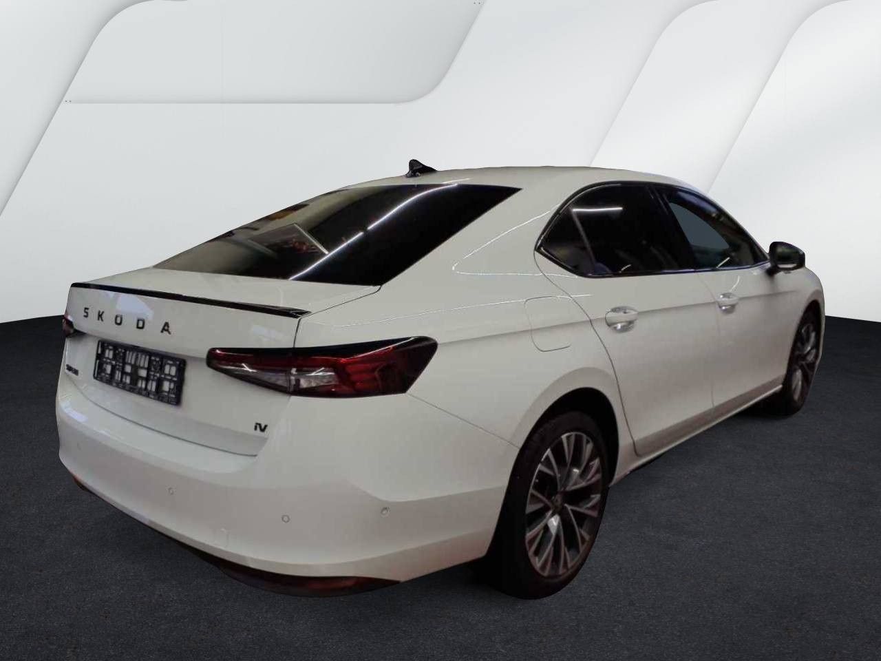 Skoda Superb Lim. Sportline iV DSG 8fach+elHK+AHK+ACC imagem 2