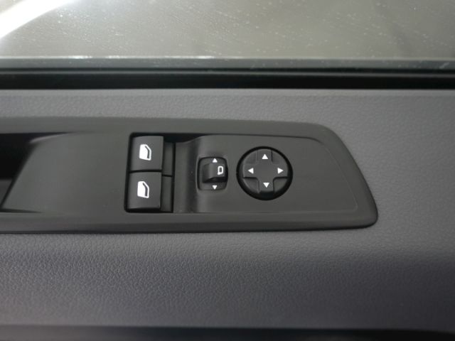 Vivaro C KOMBI L CDTI 9-SITZER+NAVI+PARKPILOT+DO