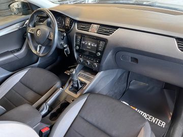 Skoda Octavia Combi Joy *1.HAND*PANO*ACC*NAVI*PDC*
