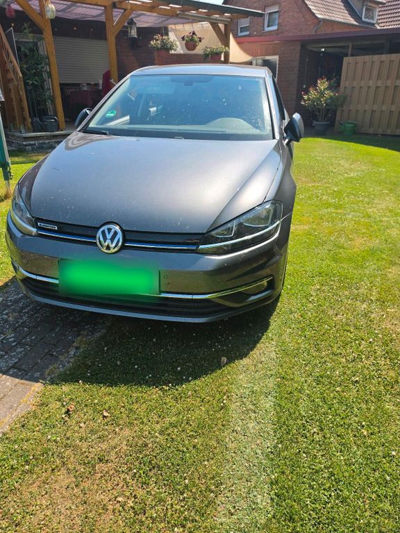 Image of Volkswagen Golf