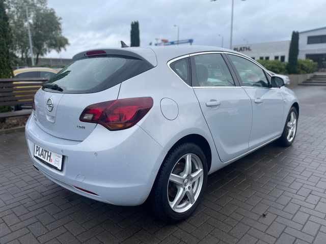 Opel Astra  J Lim. 5-trg. Innovation