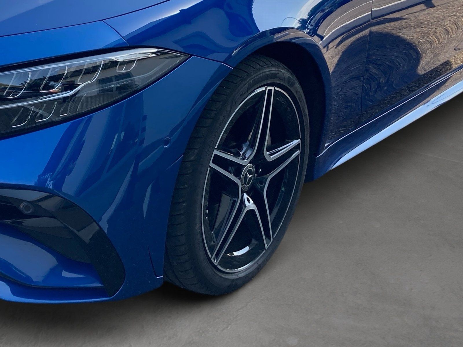 Fahrzeugabbildung Mercedes-Benz CLS 450 4M AMG*Standhz*Ditronic*360*AHK*SHD*Burm