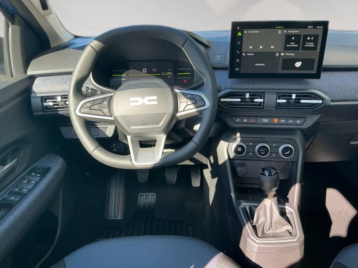 Fahrzeugabbildung Dacia Sandero Journey TCe 100