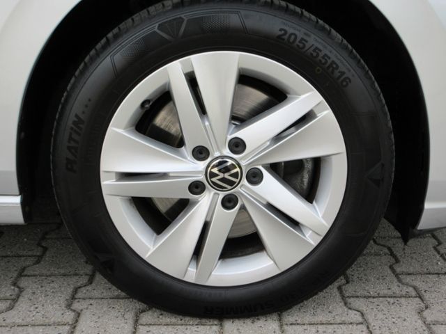 Golf VIII Variant 2.0 TDI 150 PS Life AHK/LED/NA