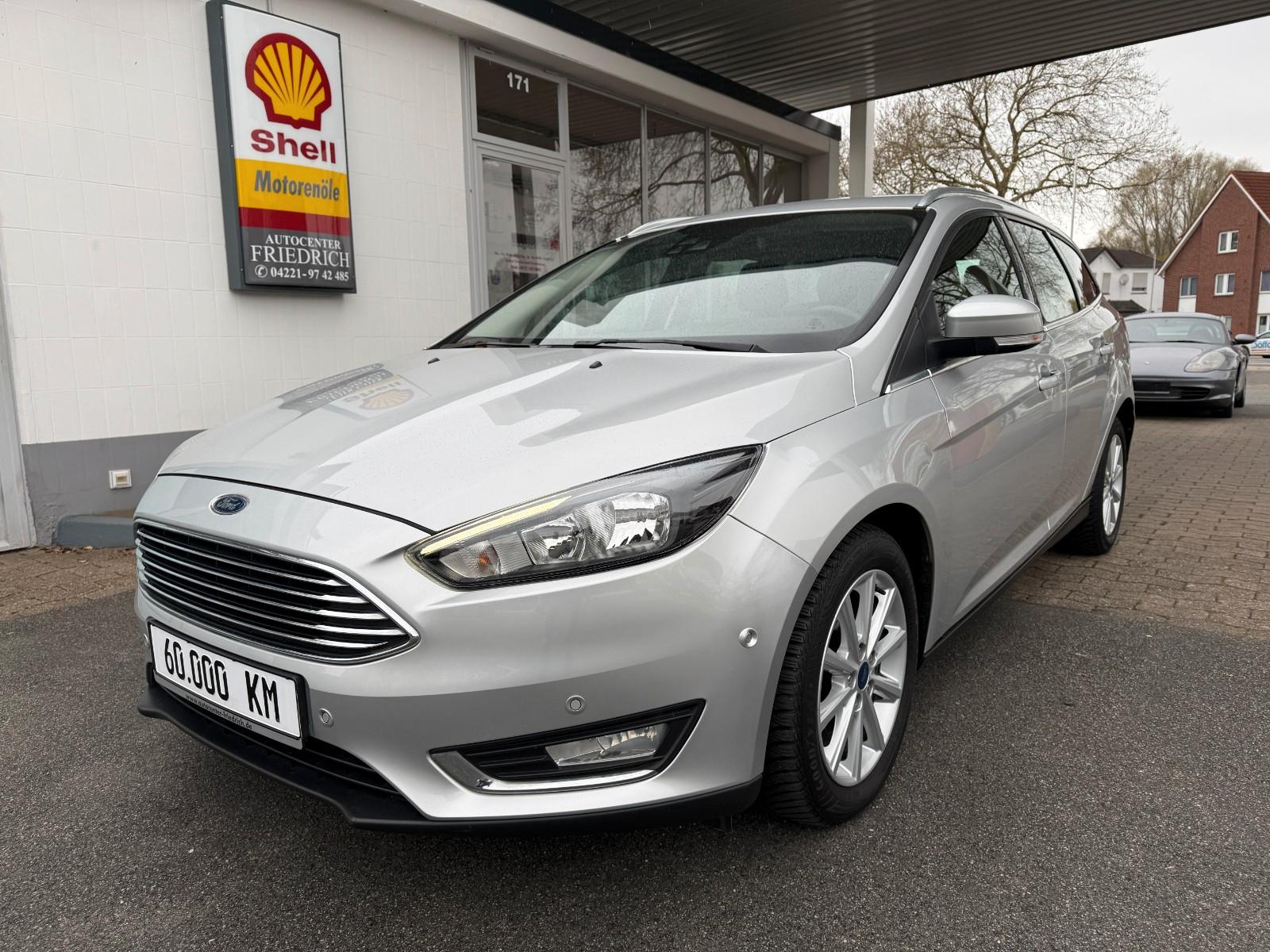 Ford Focus Turnier Titanium+CAM+PDC+NAVI+Winter-Paket
