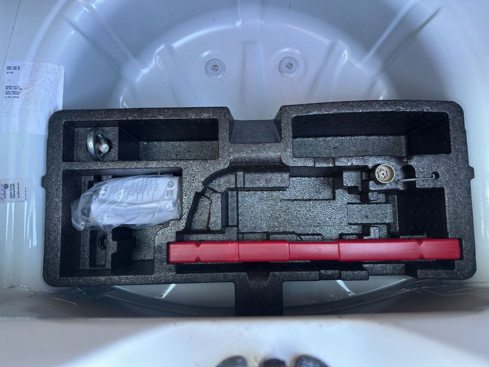 Fahrzeugabbildung Volkswagen up! cheer up! KLIMA 4-TÜRIG AUS 1.HAND