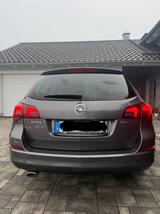 Opel Astra Sports Tourer 2.0 CDTI Design Edition - Opel Astra aus 2011: Design Edition