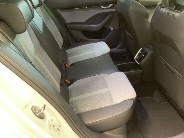 Octavia Combi Exclusive 1,5 TSI DSG NAVI SHZ PDC