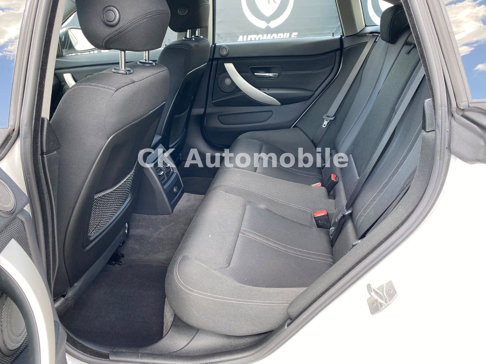 Fahrzeugabbildung BMW 420i xDrive Gran Coupe Advantage/Navi/LED/Kamera