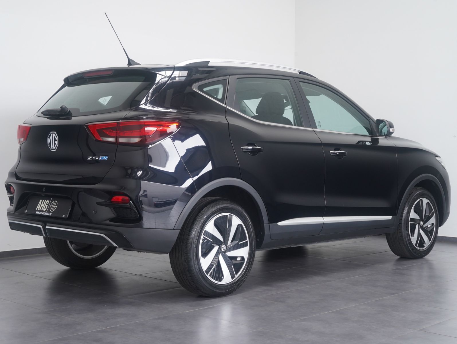 Fahrzeugabbildung MG ZS EV Standard Range Comfort MG-PILOT/LED/ACC