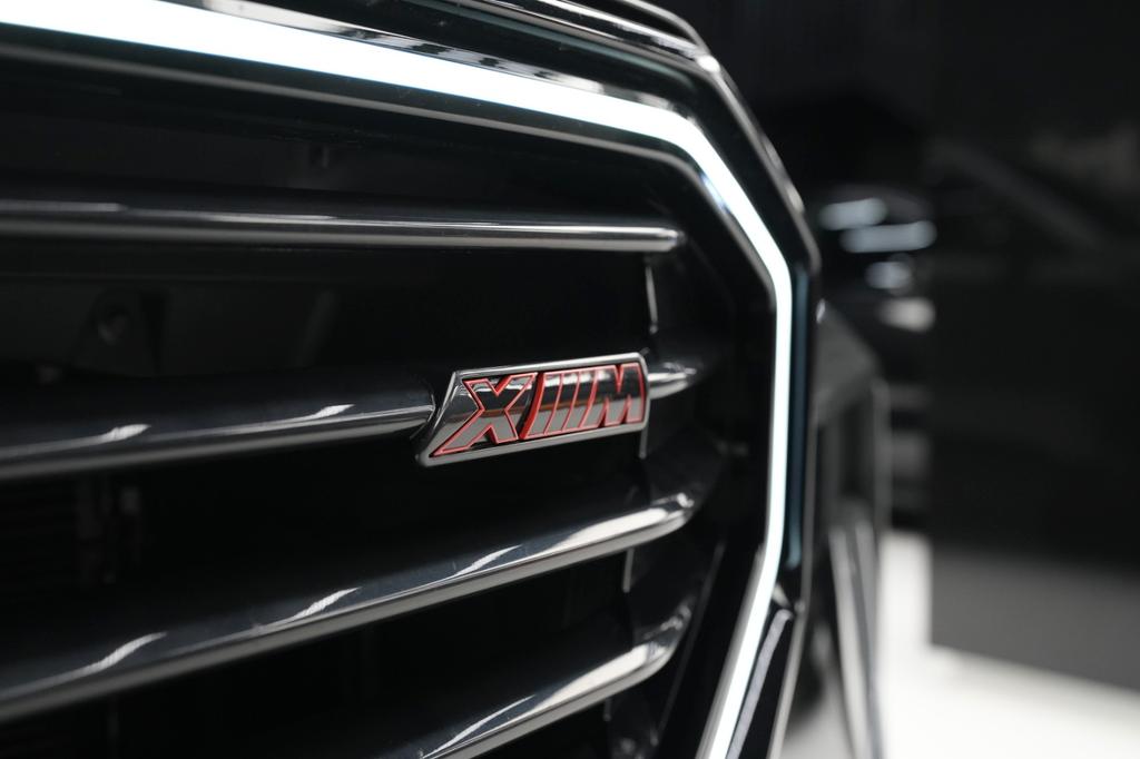 BMW XM