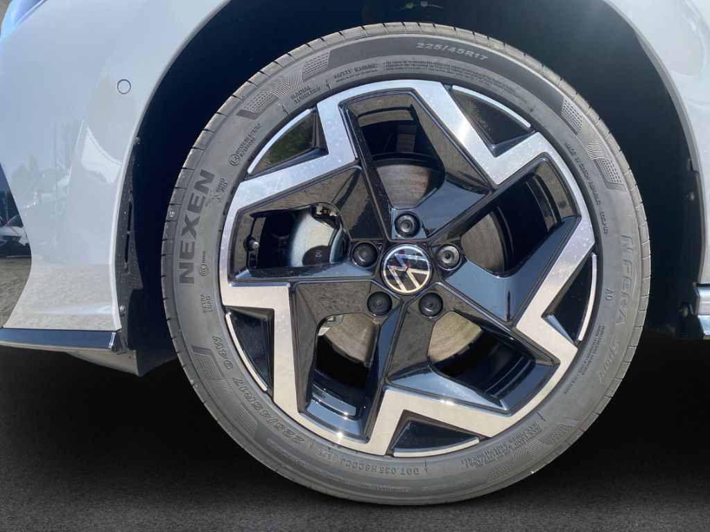 Volkswagen Golf - Bild 14