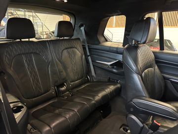 BMW X7 xDrive 30 d Design Pure Excellence *2. Hand*