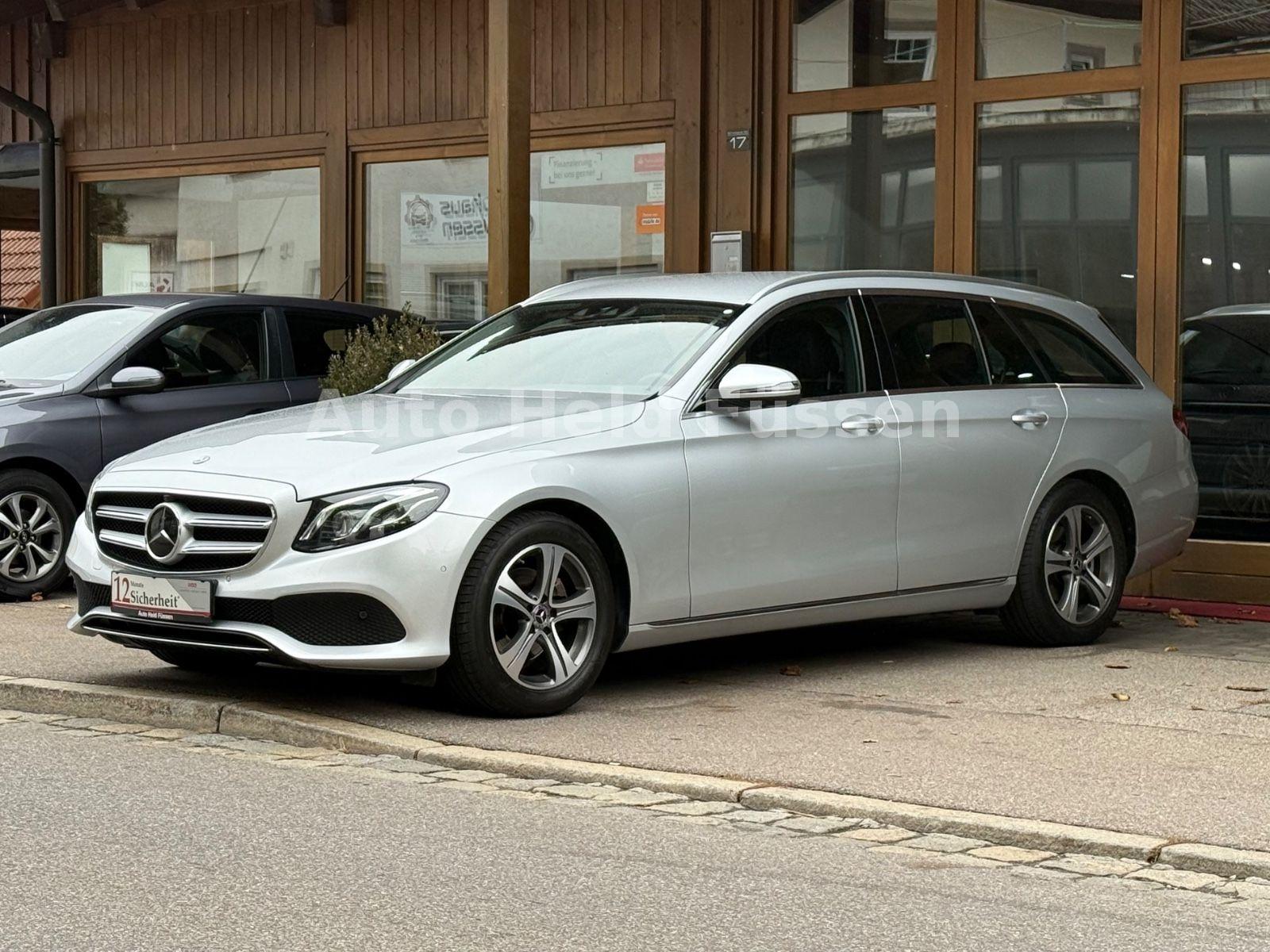 Mercedes-Benz E200 T Aut Navi 360° Distr Standhzg TTW LED