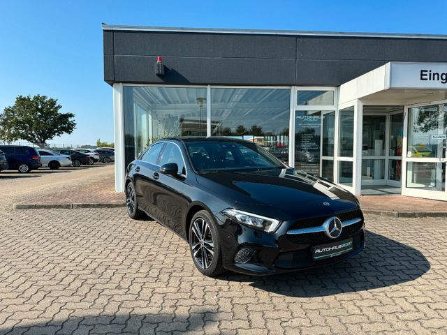 Mercedes-Benz A 180 Edition 19, LED, KAMERA, SHZ, ABSTANDSTEMP