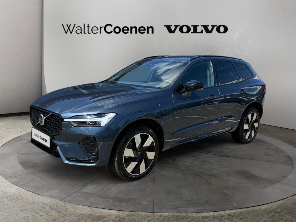 VOLVO XC60 T8 AWD Plug-in Hybrid Plus Dark 360°