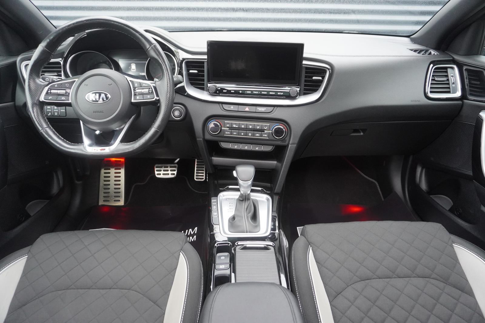 Kia CEED GT LINE|AUTOMATIK|PANORAMA|KAMERA|APPLE|LED