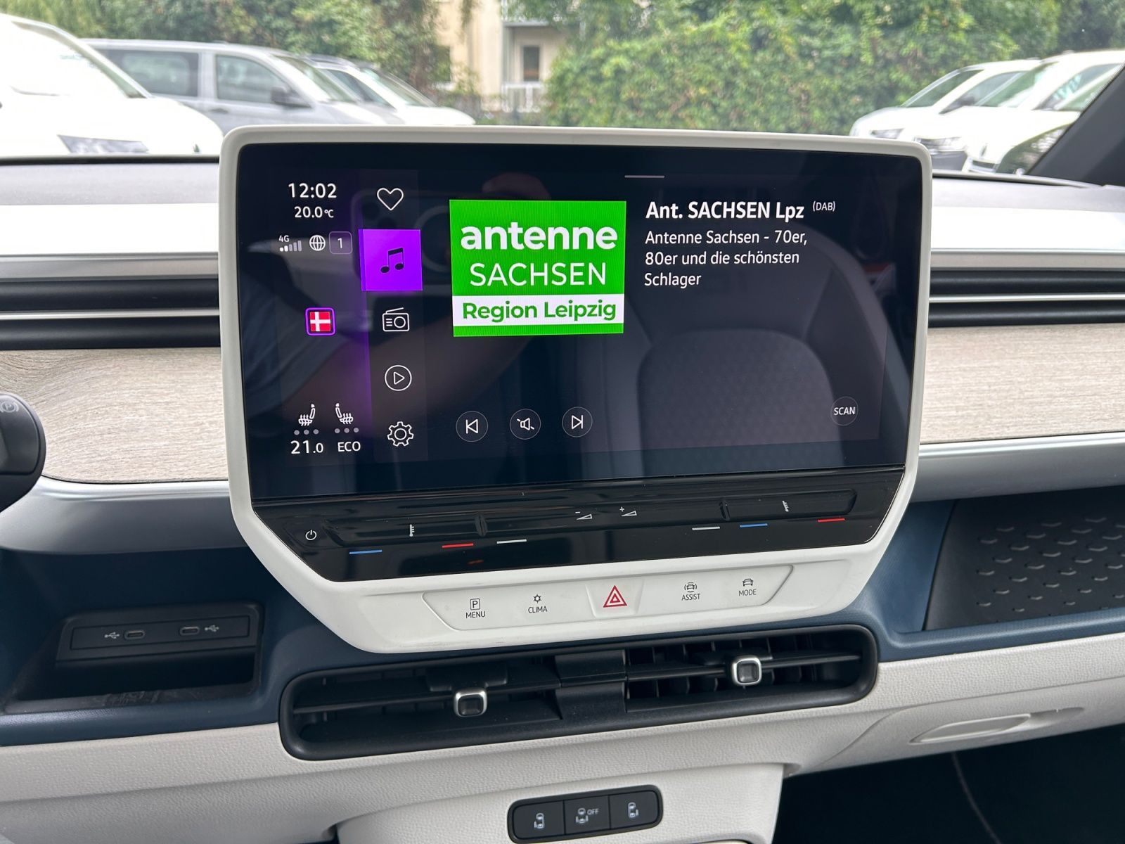ID.Buzz Pro 150 kW 82 kWh  Matrix, AZV, Türen el