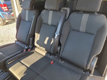 Peugeot Traveller - 11