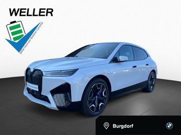 BMW Leasingangebot: BMW iX xDrive40 360° Stop&Go AHK Pano H/K HUD Laser