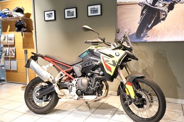 Fahrzeugabbildung BMW F900GS mit Enduro Paket