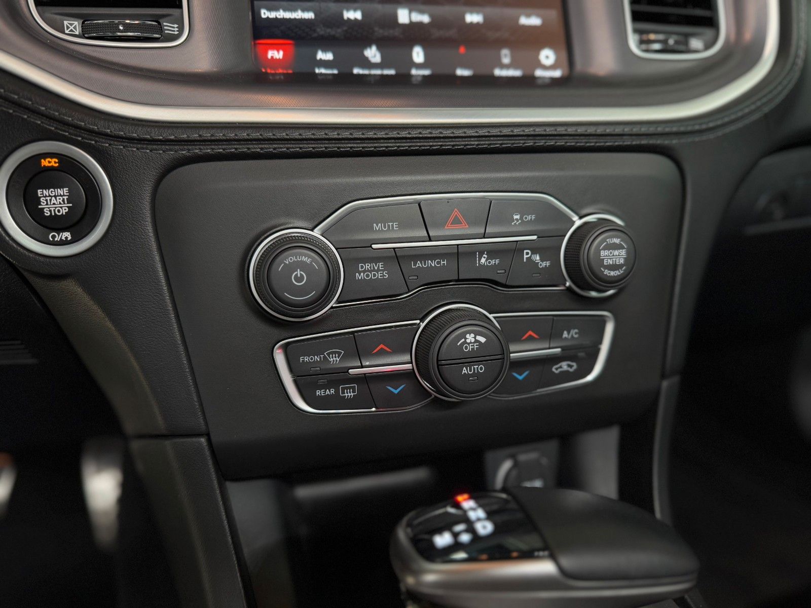 Fahrzeugabbildung Dodge Charger 6,4l V8 RT ScatPack "Technology Group"