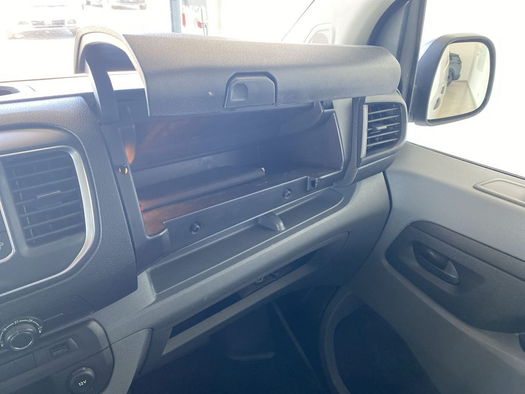 Fahrzeugabbildung Citroën Jumpy M BlueHDi 145 Club *NAVI*Rückfahrkamera*