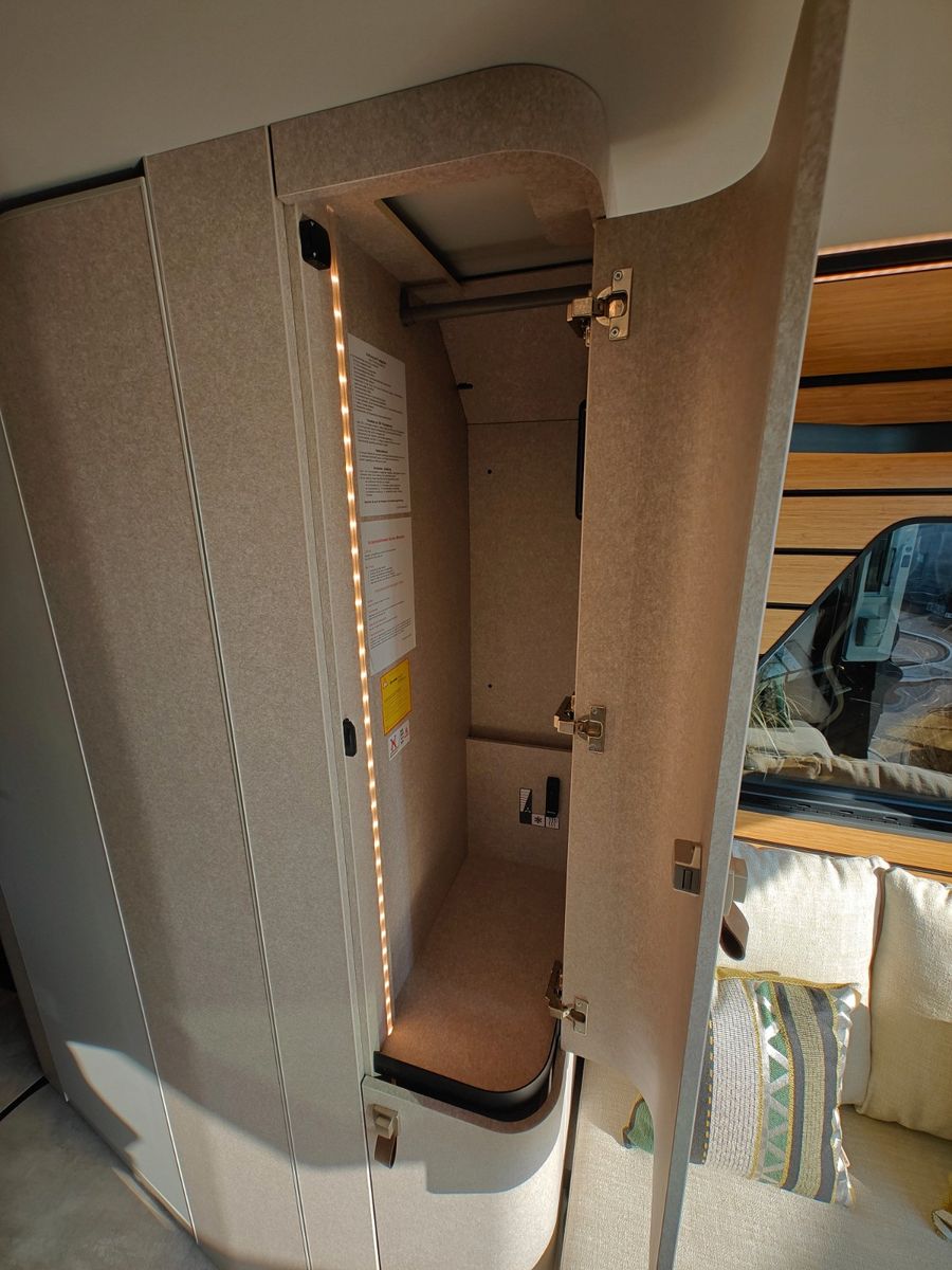 Fahrzeugabbildung HYMER / ERIBA / HYMERCAR VENTURE S 4x4 2026 by palmo